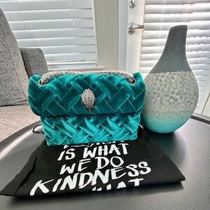 KURT GEIGER VELVET KENSINGTON CROSSBODY BAG (TEAL)